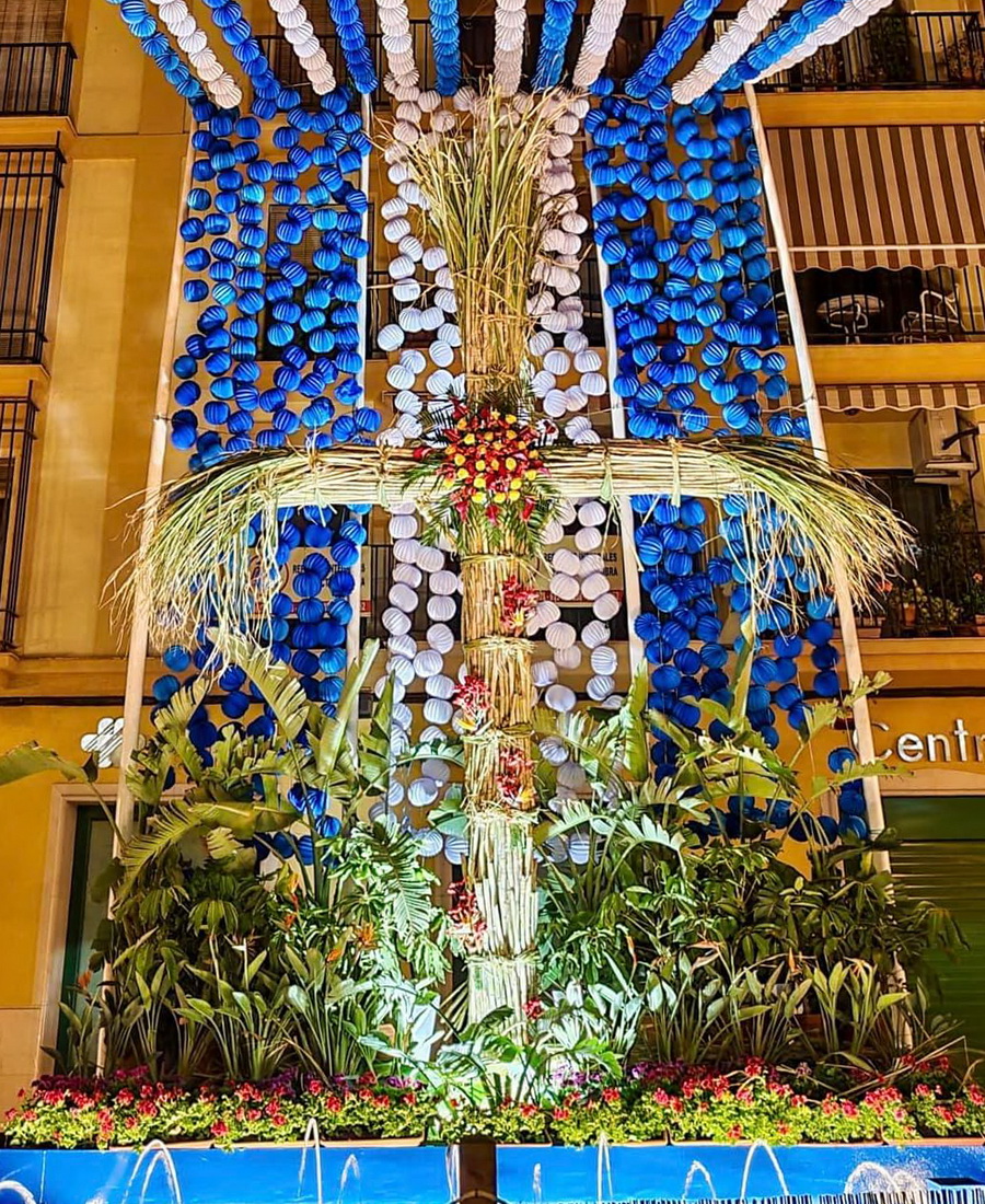 Abierto el plazo para presentarse a las Cruces de mayo de Motril, que se celebran del 29 de abril al 3 de mayo